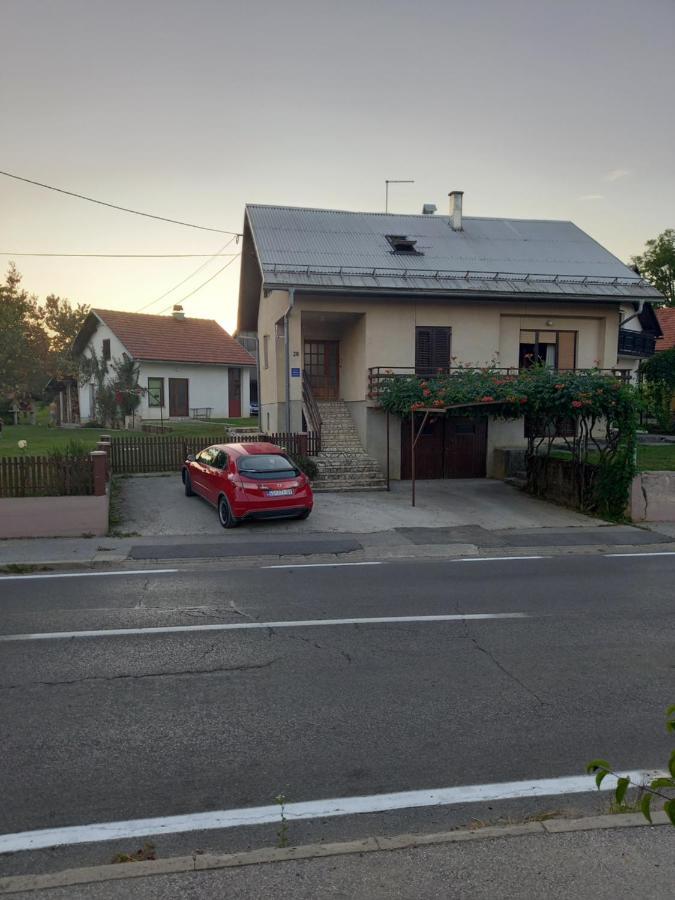 Apartman Ivano Διαμέρισμα Gospić Εξωτερικό φωτογραφία