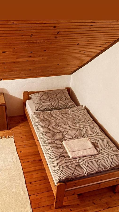 Apartman Ivano Διαμέρισμα Gospić Εξωτερικό φωτογραφία