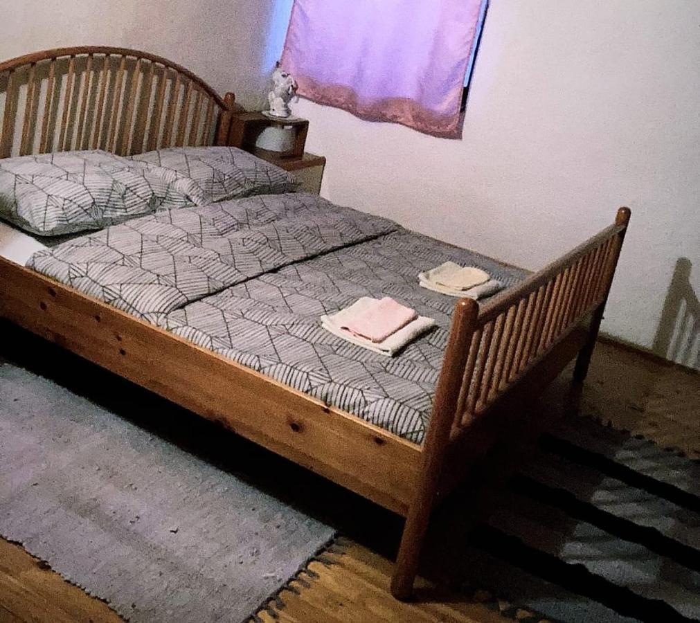Apartman Ivano Διαμέρισμα Gospić Εξωτερικό φωτογραφία